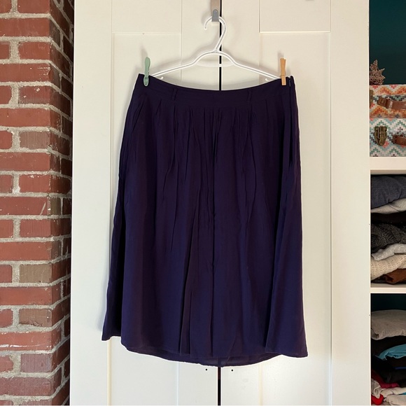 Fun twirly skirt - Picture 4 of 4